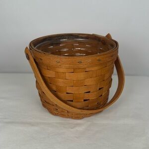 1993 Longaberger Basket with Handle and Protector